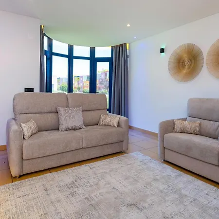 Romantic With Private Hot Tub & Parking - Big Pool - Marina Access アルブフェイラ