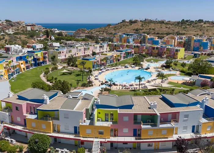 Romantic With Private Hot Tub & Parking - Big Pool - Marina Access Villa Albufeira